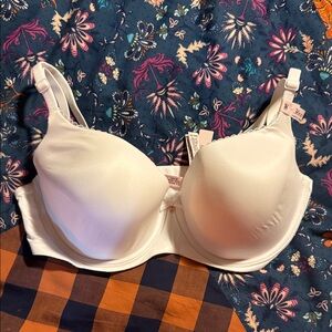 Victoria's Secret Body by Victoria Bra New